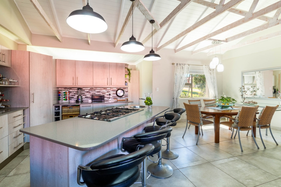4 Bedroom Property for Sale in Bergsig Western Cape